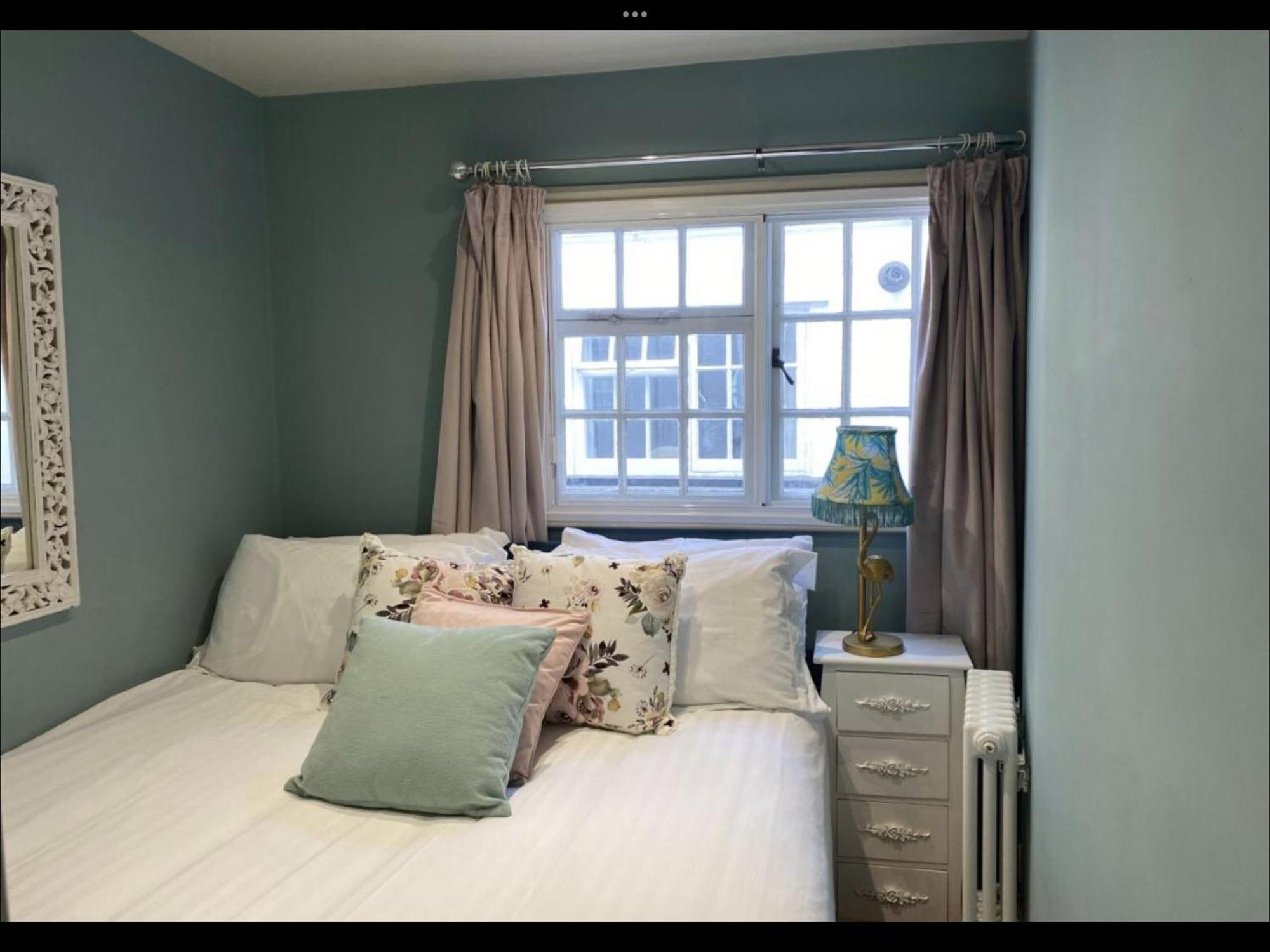 Monmouth House Apartments, Lyme Regis Old Town, Dog Friendly, Parking Экстерьер фото