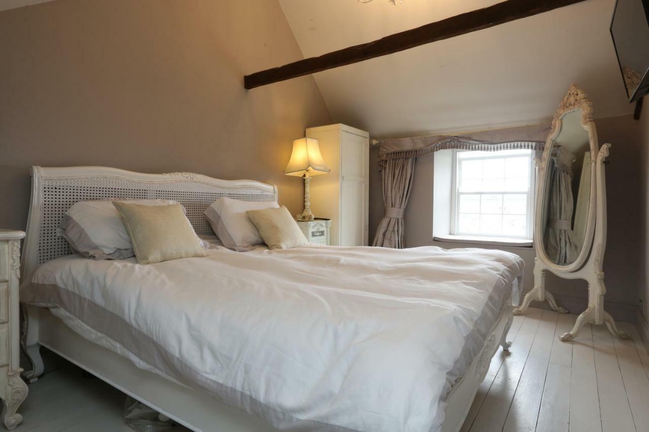 Monmouth House Apartments, Lyme Regis Old Town, Dog Friendly, Parking Экстерьер фото