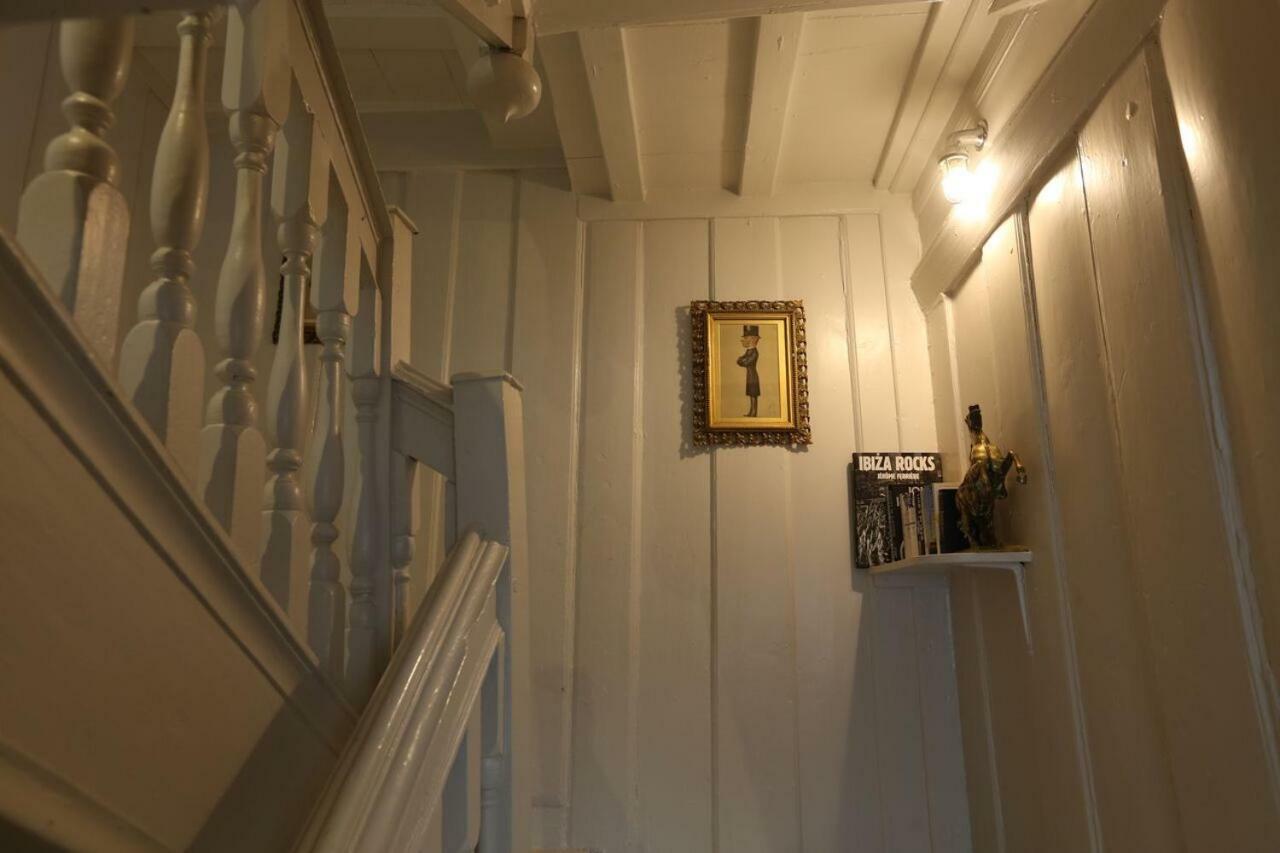 Monmouth House Apartments, Lyme Regis Old Town, Dog Friendly, Parking Экстерьер фото